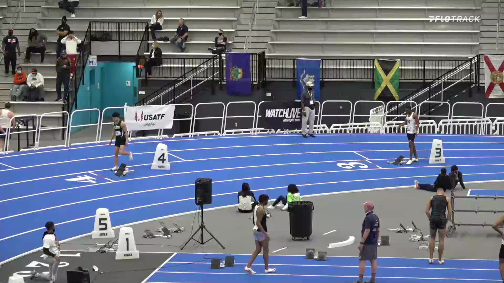 High School Boys' 300m Invitational, Heat 4